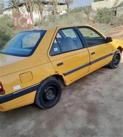 Peugeot 405